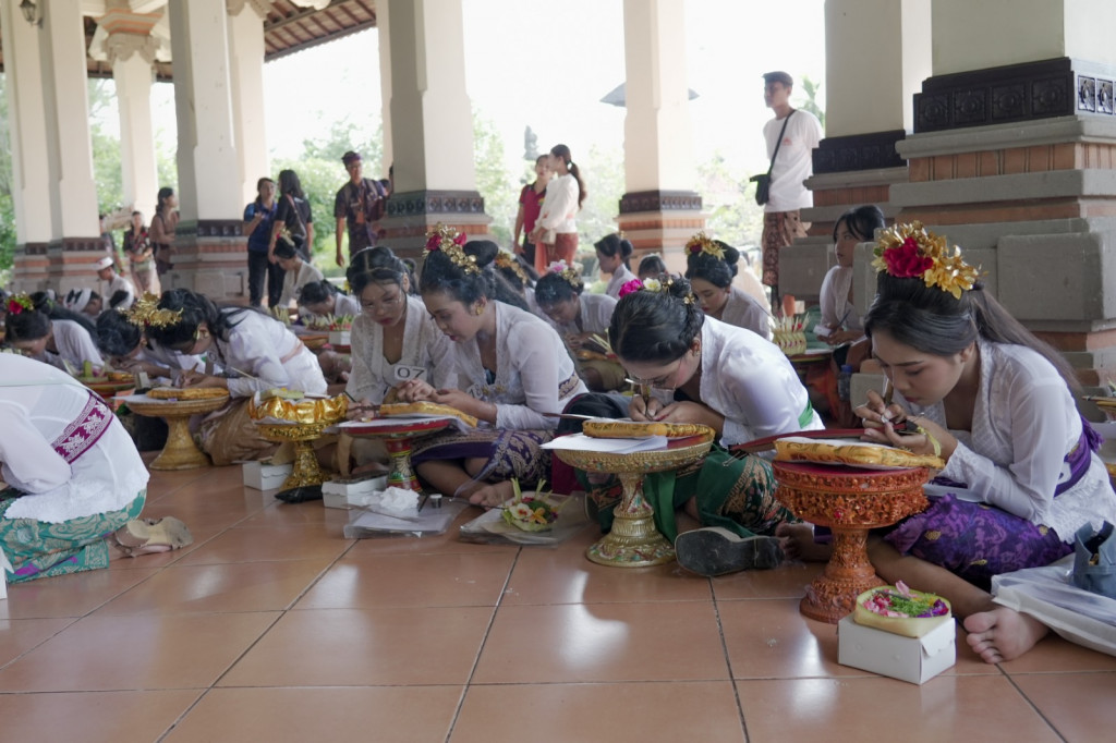 Disdikpora Badung Gelar Festival Tunas Bahasa Ibu untuk Tumbuhkan Kecintaan Siswa Terhadap Bahasa, Sastra, dan Aksara Bali